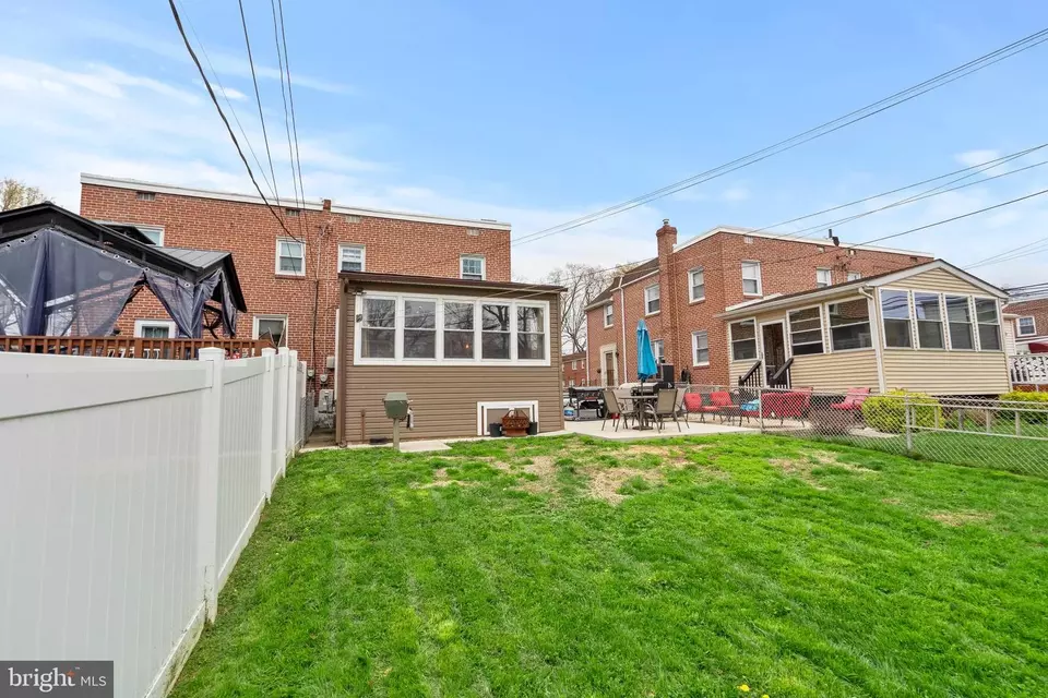 Exterior - 712 Tasker St, Ridley Park, PA 19078 photo 7 of 7