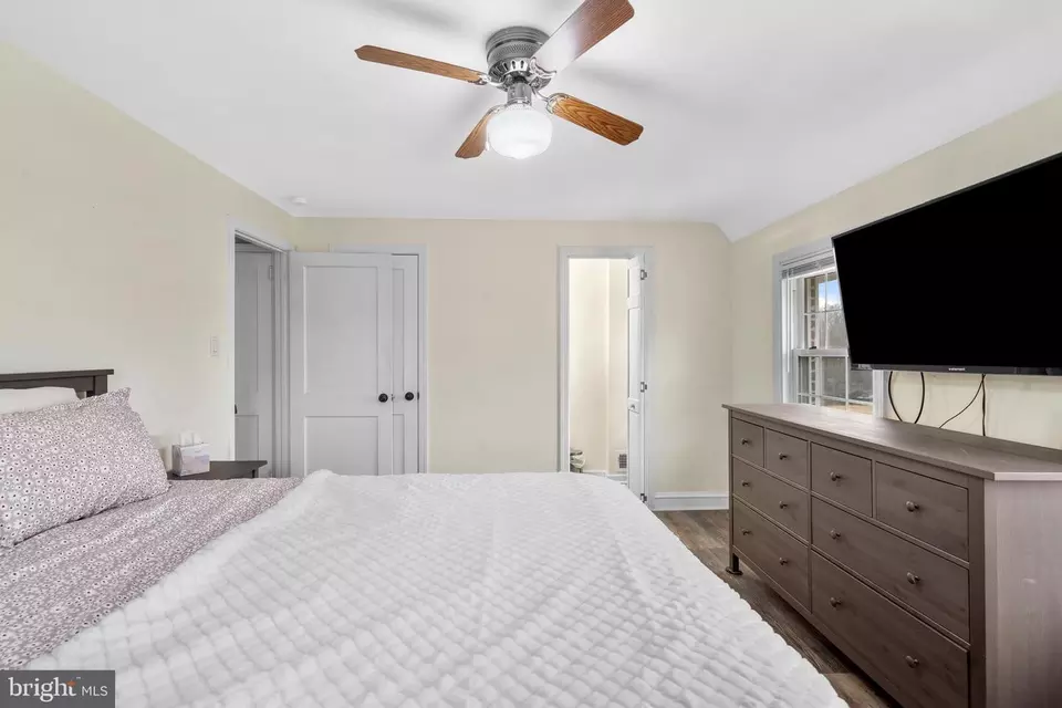 Bedroom - 712 Tasker St, Ridley Park, PA 19078 photo 4 of 5