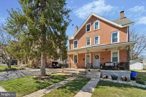 519 E Broadway Ave, Clifton Heights, PA 19018