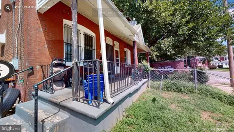 22 E 21st St, Chester, PA 19013