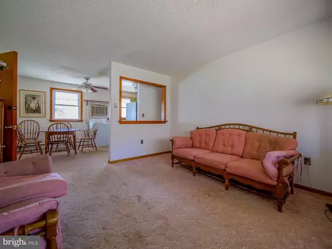 Living - 2601 Larkin Rd, Boothwyn, PA 19061 photo 4 of 4