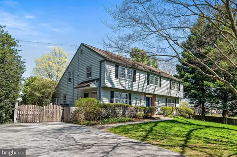 124 S Providence Rd, Wallingford, PA 19086