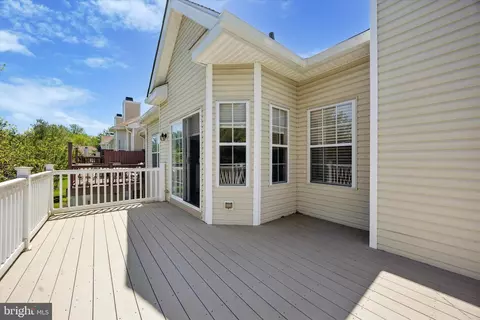 Exterior - 32 Dresner Cir, Upper Chichester, PA 19061 photo 3 of 6