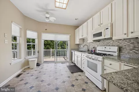 Kitchen - 32 Dresner Cir, Upper Chichester, PA 19061 photo 1 of 1