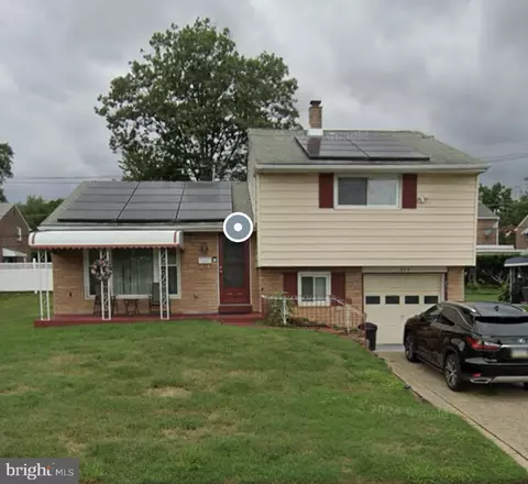 279 Richards Ave, Lansdowne, PA 19050