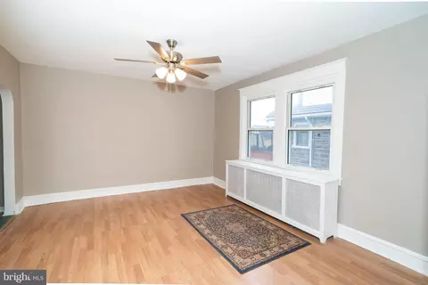 Living - 7209 Hazel Ave, Darby, PA 19082 photo 4 of 4
