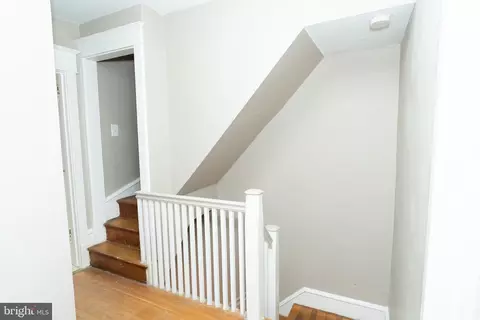 Entry Way - 7209 Hazel Ave, Darby, PA 19082 photo 7 of 8
