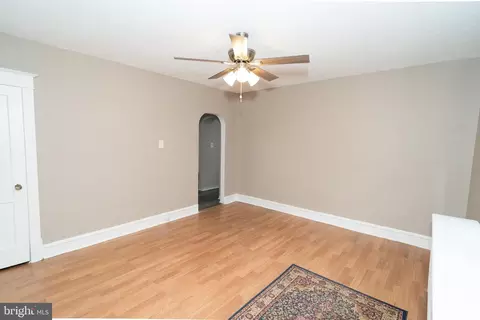 Living - 7209 Hazel Ave, Darby, PA 19082 photo 3 of 4