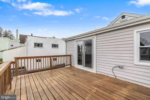 Exterior - 2205 Dutton Mill Rd, Aston, PA 19014 photo 3 of 4