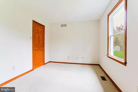 4304 Riders Ln, Boothwyn, PA 19061 photo 32