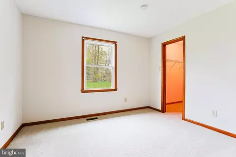 4304 Riders Ln, Boothwyn, PA 19061 photo 28