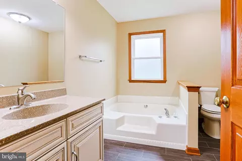 4304 Riders Ln, Boothwyn, PA 19061 photo 26