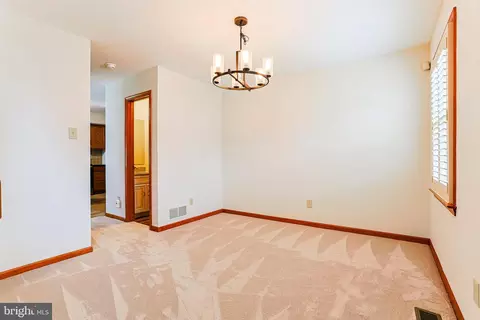 4304 Riders Ln, Boothwyn, PA 19061 photo 13