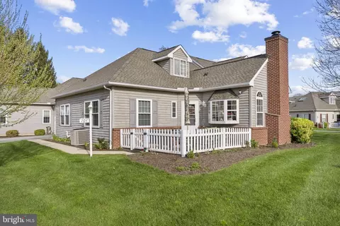 704 Homestead Ln, Chadds Ford, PA 19317