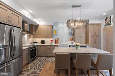 Kitchen - 21 Greythorne Woods Cir, Wayne, PA 19087 photo 1 of 3