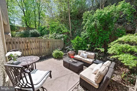 Exterior - 21 Greythorne Woods Cir, Wayne, PA 19087 photo 2 of 3