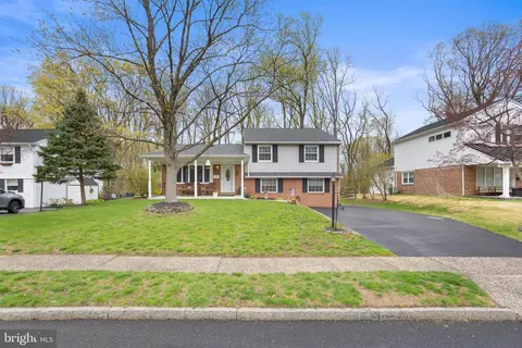 267 Lewis Rd, Springfield, PA 19064