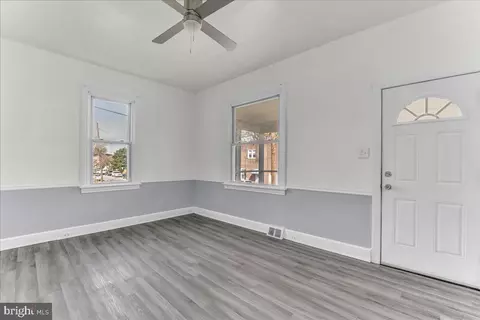 307 Taylor Ave, Linwood, PA 19061 photo 3