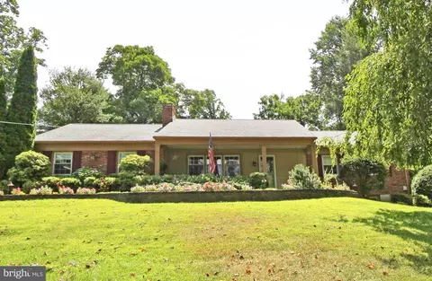 14 Glenview Rd, Glen Mills, PA 19342