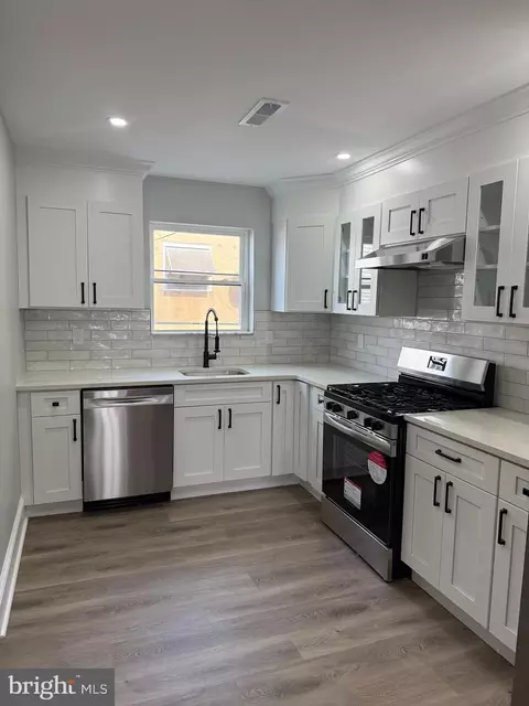 Kitchen - 413 Copley Rd, Darby, PA 19082 photo 2 of 2