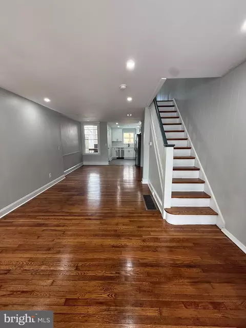 Entry Way - 413 Copley Rd, Darby, PA 19082 photo 1 of 4