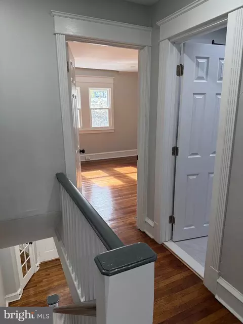 Entry Way - 413 Copley Rd, Darby, PA 19082 photo 4 of 4
