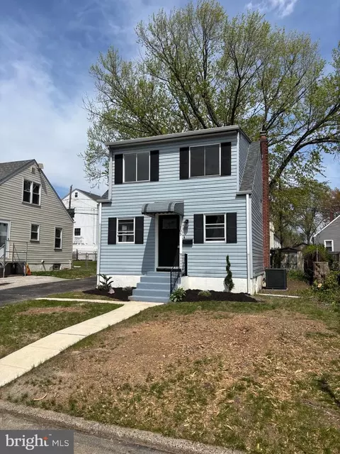 105 Mackenzie Ave, Prospect Park, PA 19076