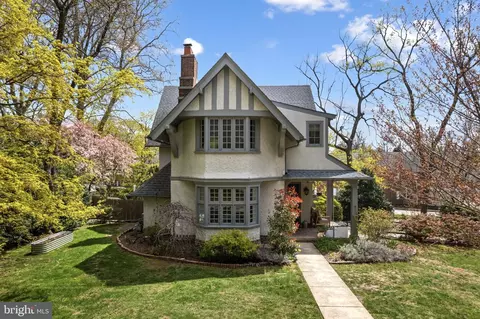 721 Rugby Rd, Bryn Mawr, PA 19010