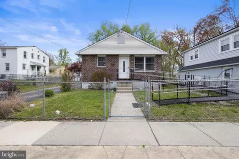 719 Girard Ave, Collingdale, PA 19023