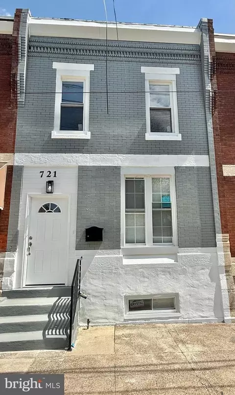 721 Upland St, Chester, PA 19013