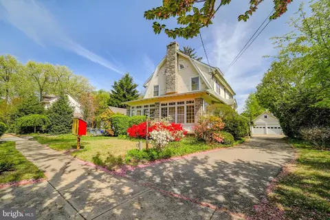 5 Decatur Rd, Havertown, PA 19083