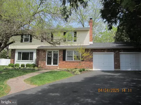 212 Emily Ln, Boothwyn, PA 19061