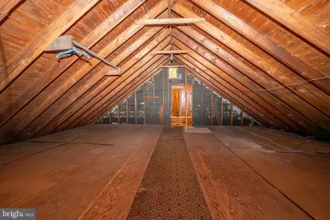 Entry Way - 449 S Valley Forge Rd, Wayne, PA 19087 photo 3 of 3