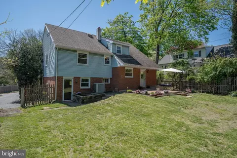 Exterior - 449 S Valley Forge Rd, Wayne, PA 19087 photo 2 of 5