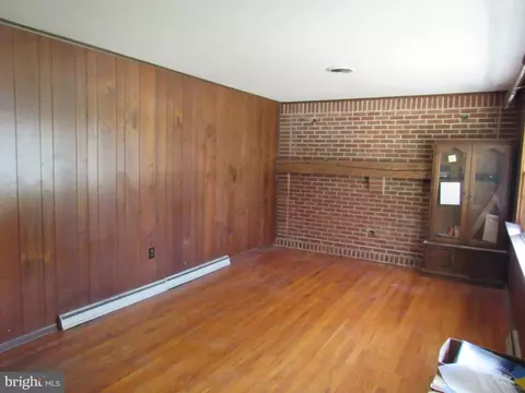 805 Galbraith Ave, Chichester, PA 19061 photo 8