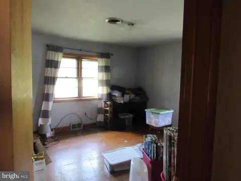 805 Galbraith Ave, Chichester, PA 19061 photo 15