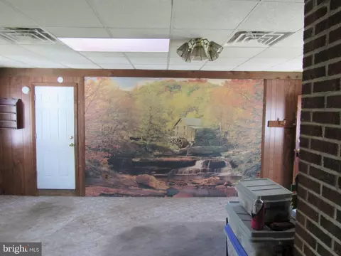 805 Galbraith Ave, Chichester, PA 19061 photo 25