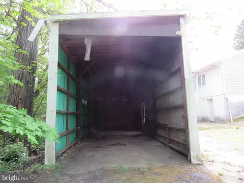 805 Galbraith Ave, Chichester, PA 19061 photo 49