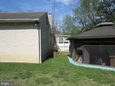 805 Galbraith Ave, Chichester, PA 19061 photo 39