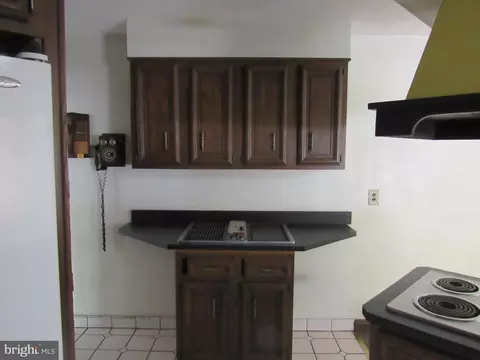 805 Galbraith Ave, Chichester, PA 19061 photo 27