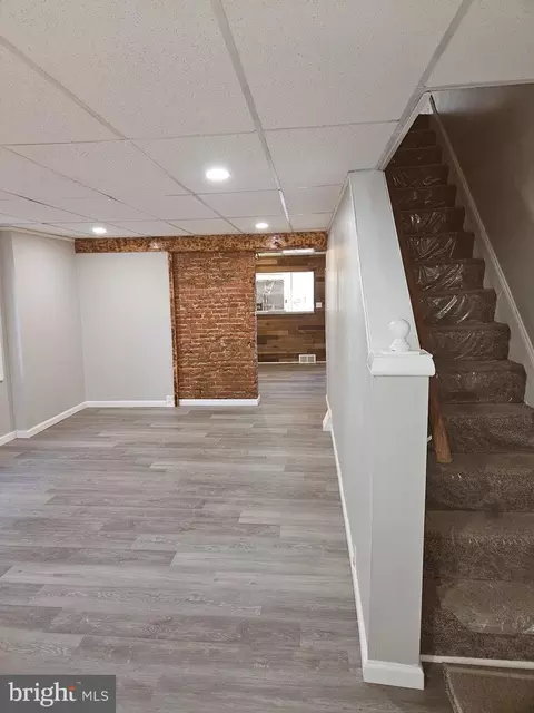 Entry Way - 4216 Post Rd, Trainer, PA 19061 photo 2 of 4