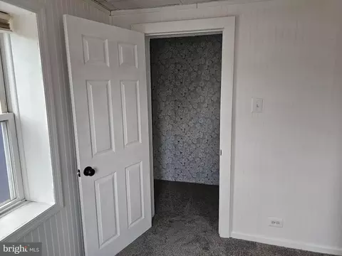 Bedroom - 4216 Post Rd, Trainer, PA 19061 photo 1 of 2