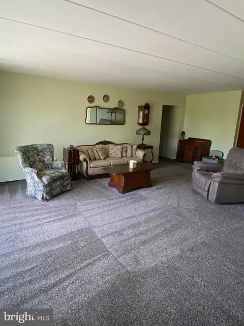 801 S Chester Rd # 306, Swarthmore, PA 19081