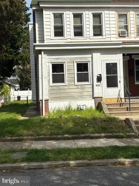 812 E 18th St, Chester, PA 19013