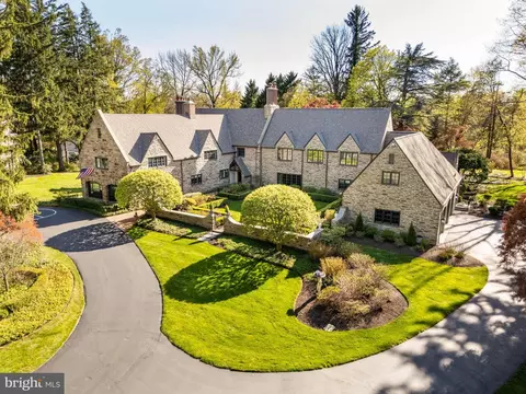 Exterior - 458 Huston Rd, Wayne, PA 19087 photo 6 of 9