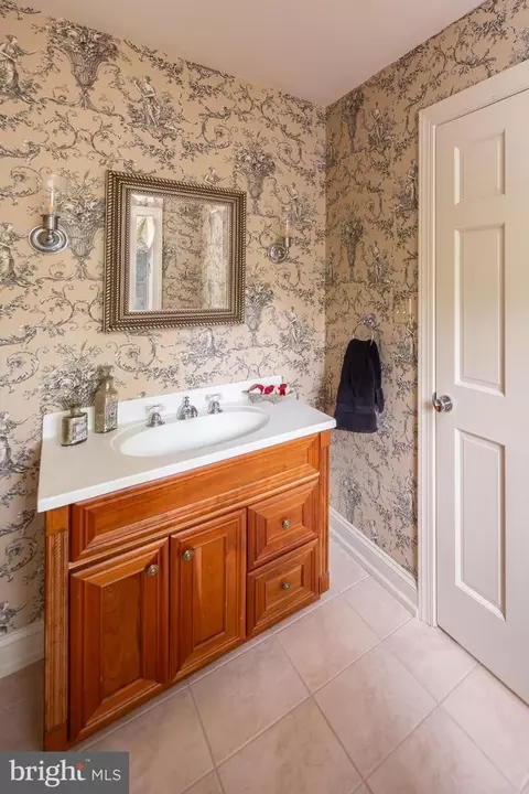Bath - 458 Huston Rd, Wayne, PA 19087 photo 1 of 6