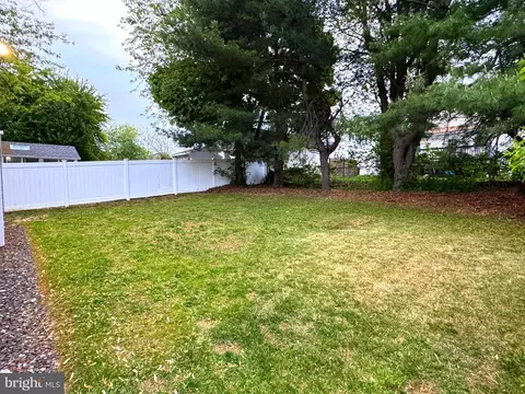 918 Hillside Ave, Boothwyn, PA 19061 photo 23
