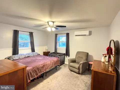918 Hillside Ave, Boothwyn, PA 19061 photo 13