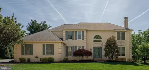 1 Rockhill Dr, Broomall, PA 19008