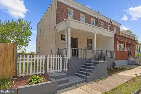 7 S Front St, Darby, PA 19023